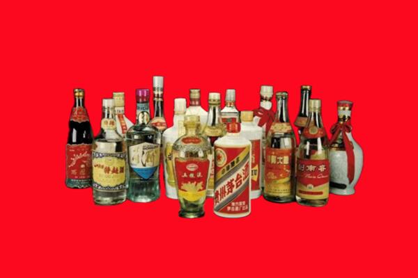 兴山区回收十八老酒.jpg